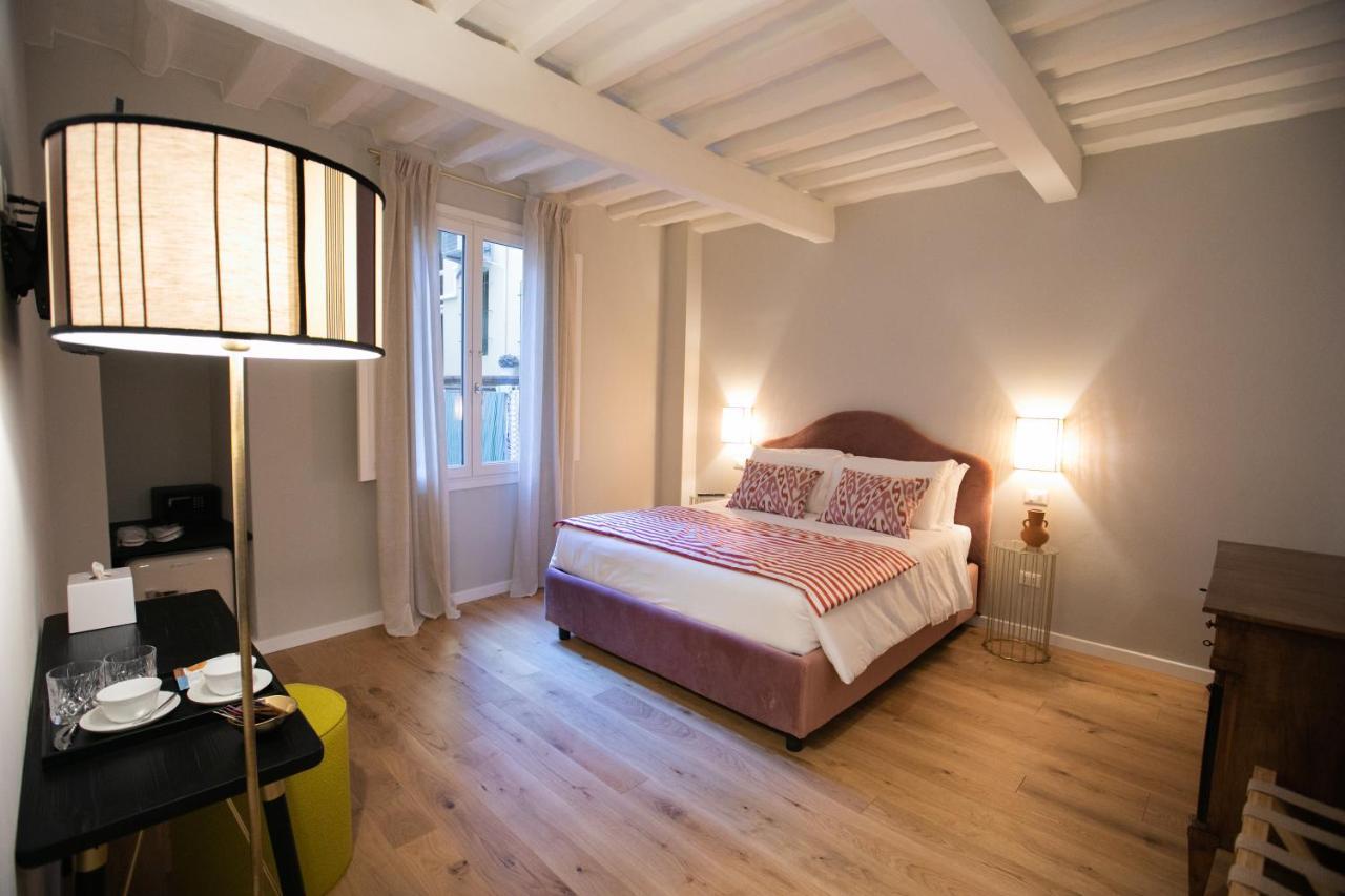 Lunaria Suites - Fyodor Dostoyevsky'S House Florence Extérieur photo